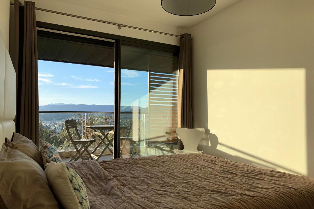 Photo of Bedroom in Mont Boron
