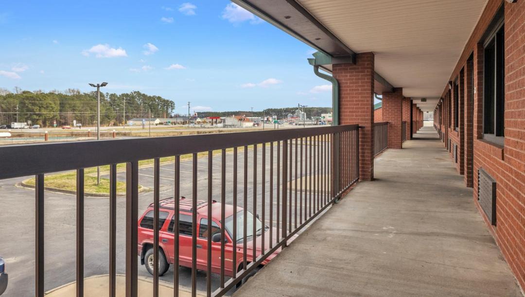 Photo of Patio Balcony in Emporia
