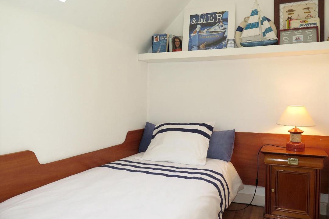 Photo of Bedroom in Tregunc