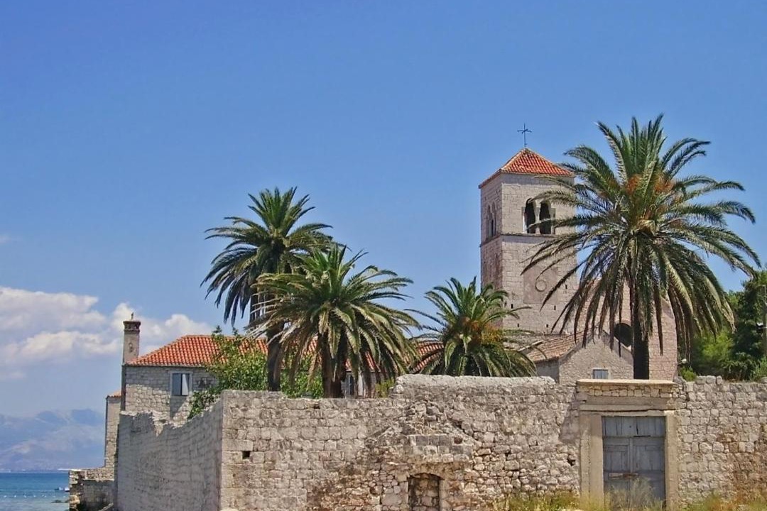 Photo of Buildings in Businci