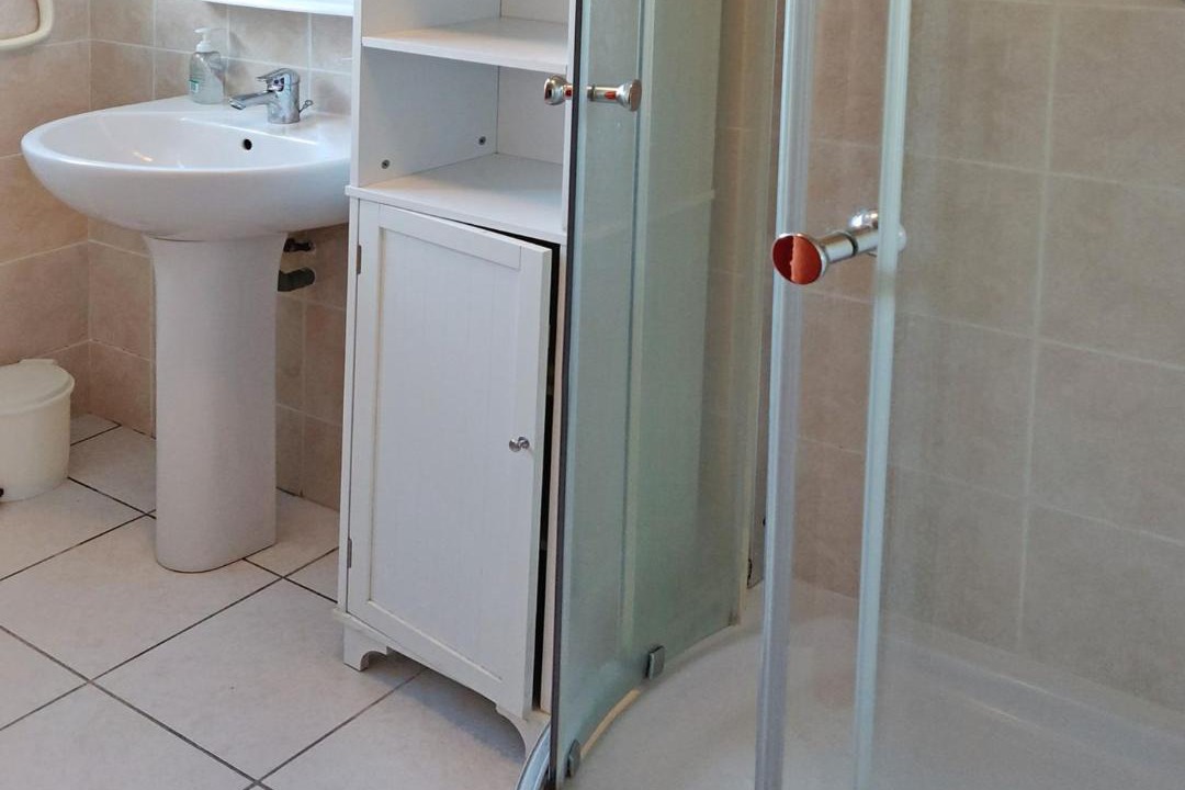 Photo of Bathroom in Tregastel