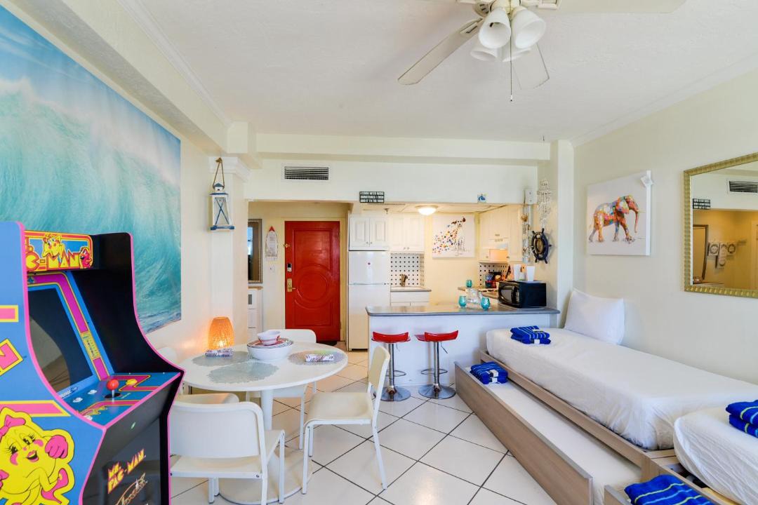Photo of Livingroom in Hollywood