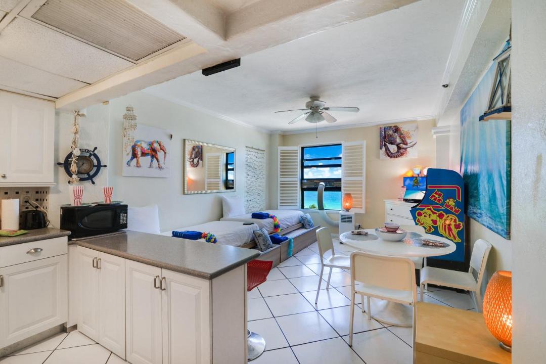 Photo of Livingroom in Hollywood