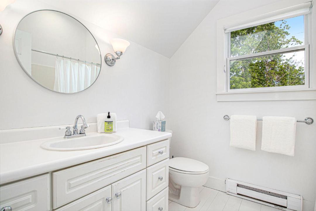 Photo of Bathroom in Douglas