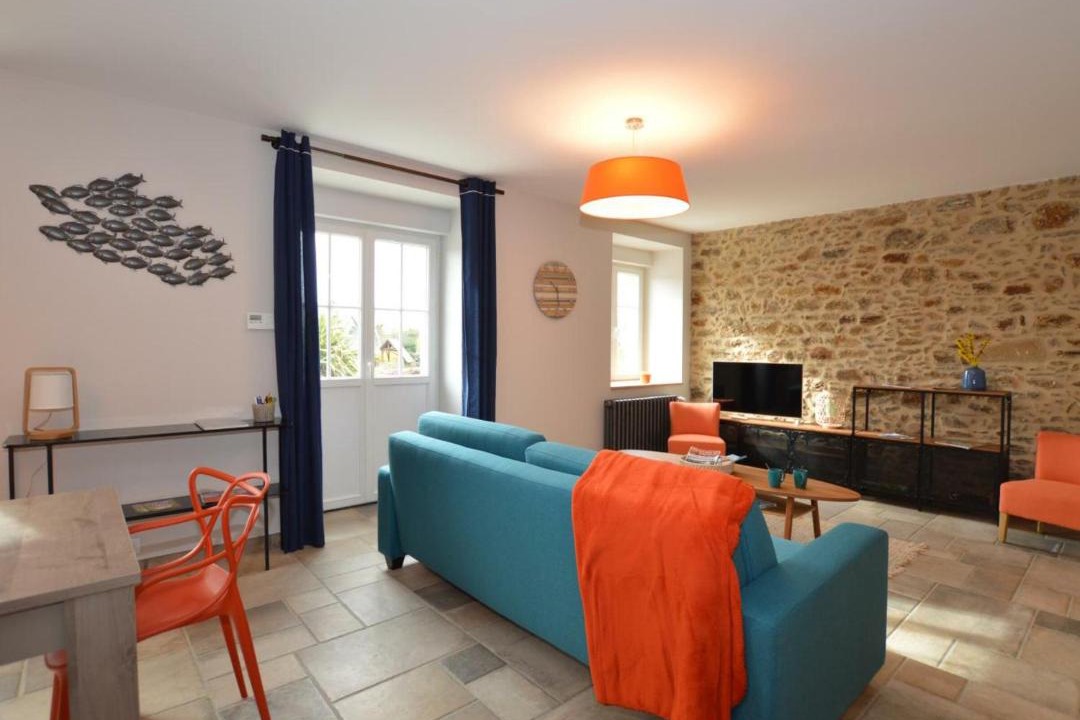 Photo of Livingroom in Saint-Jouan-des-Guerets