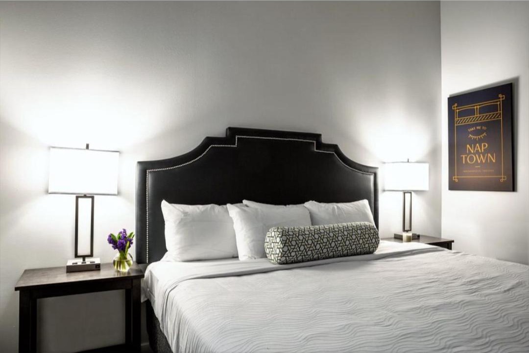 Photo of Bedroom in Mile Square