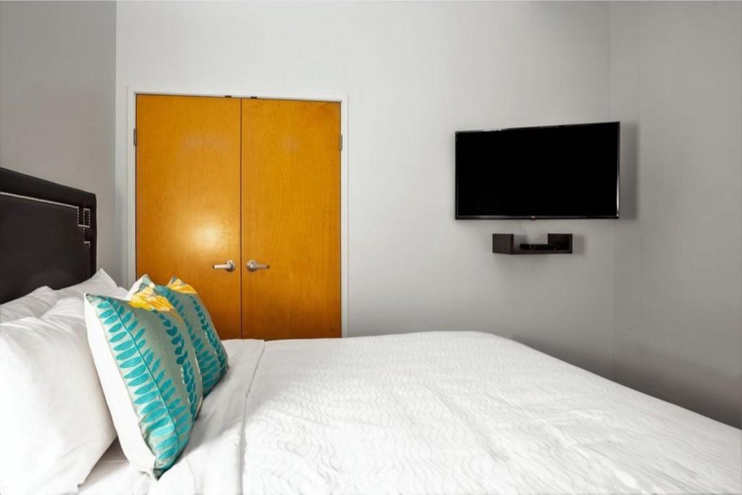 Photo of Bedroom in Mile Square