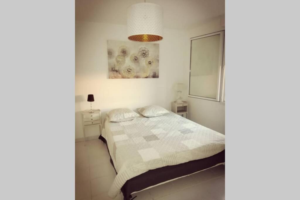 Photo of Bedroom in L'Isle-sur-la-Sorgue