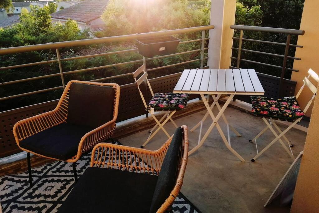 Photo of Patio Balcony in L'Isle-sur-la-Sorgue