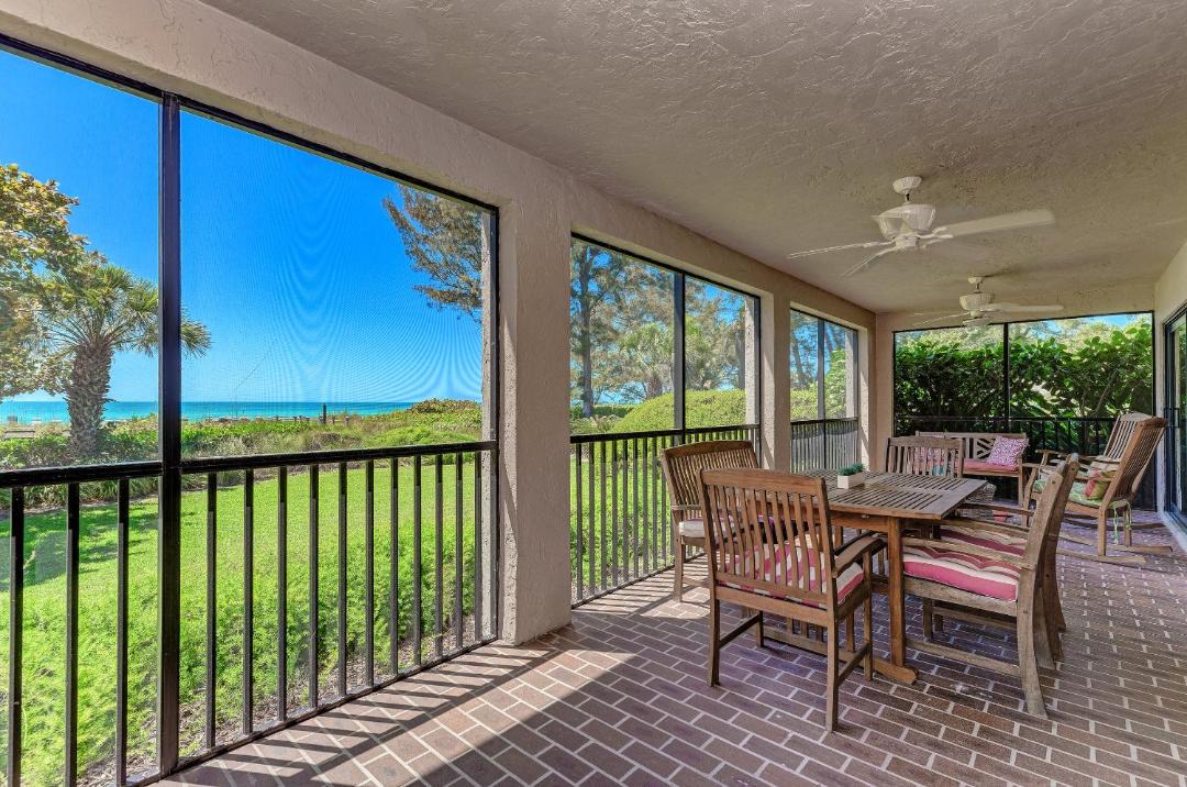 Photo of Patio Balcony in Whitney Beach