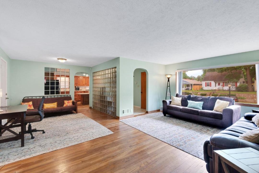 Photo of Livingroom in South Bend