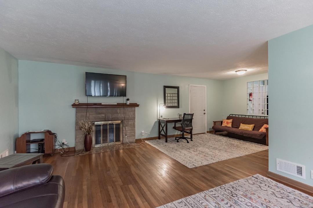 Photo of Livingroom in South Bend