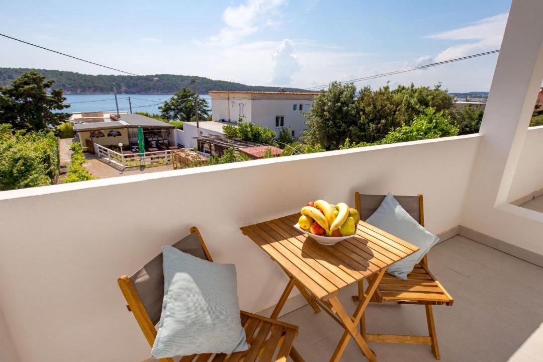 Photo of Patio Balcony in Barbat na Rabu