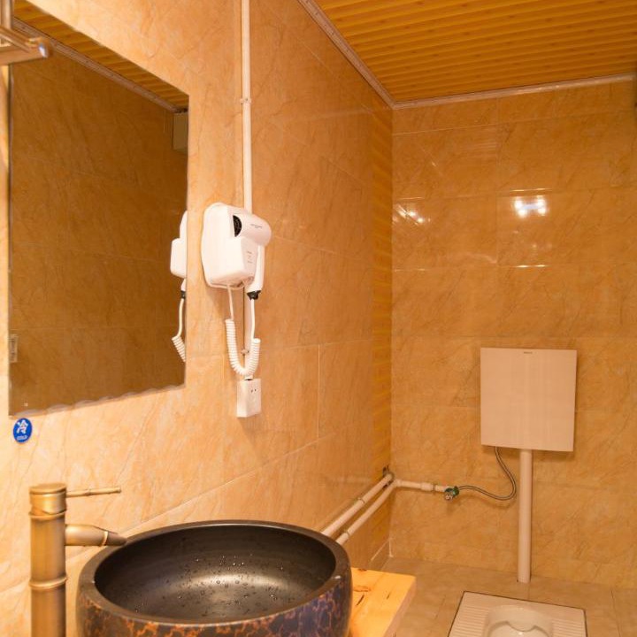 Photo of Bathroom in Shangri-La