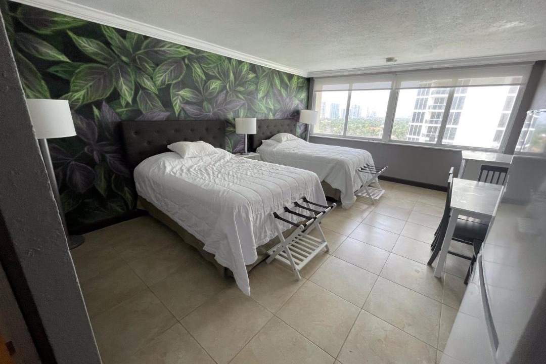 Photo of Others in Sunny Isles Beach