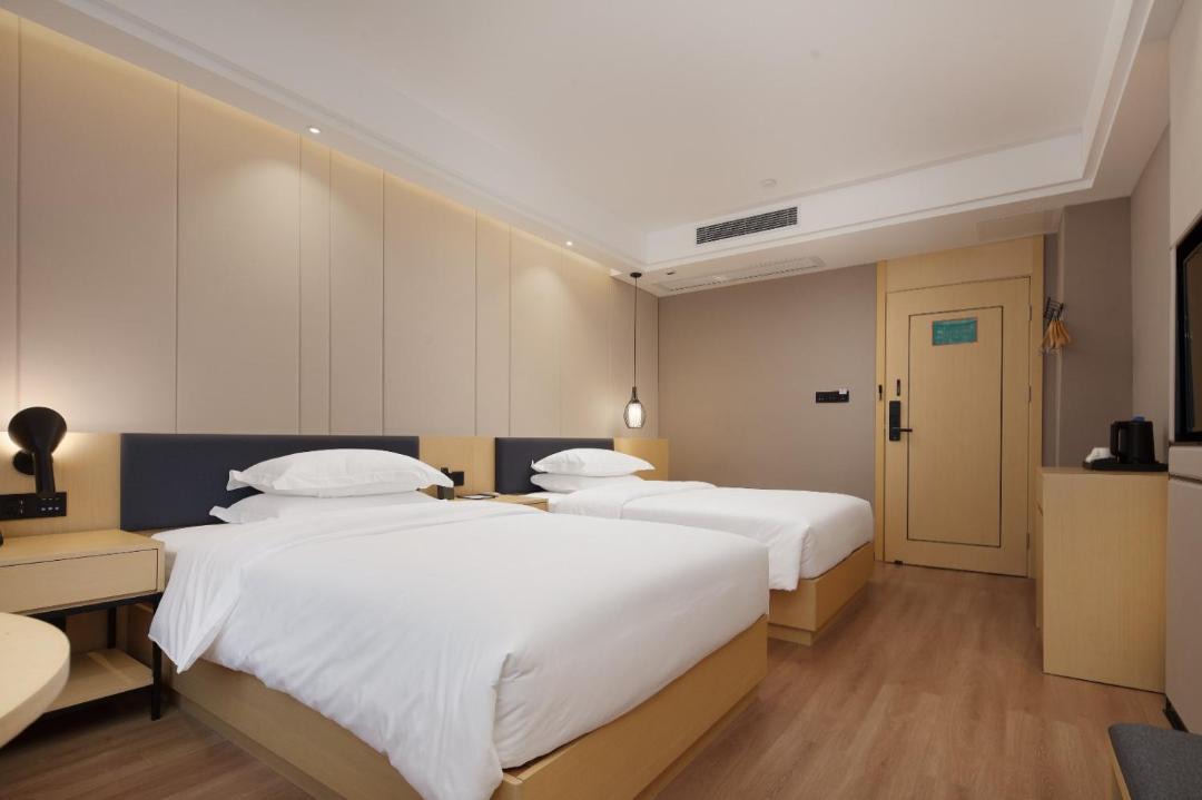 Photo of Bedroom in Yu Hua