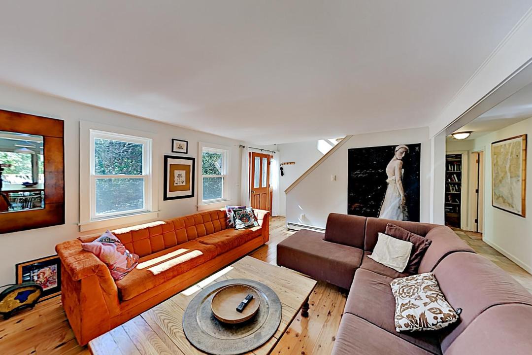 Photo of Livingroom in Dennis