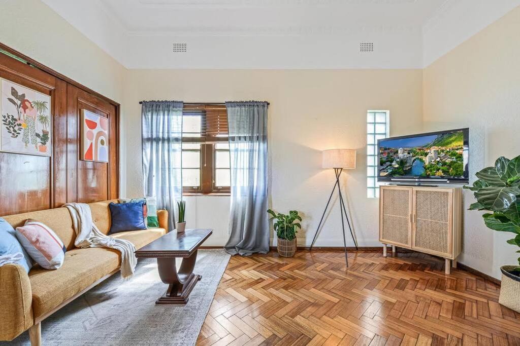 Photo of Livingroom in Petersham