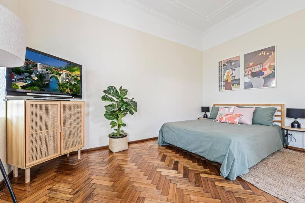 Photo of Others in Petersham
