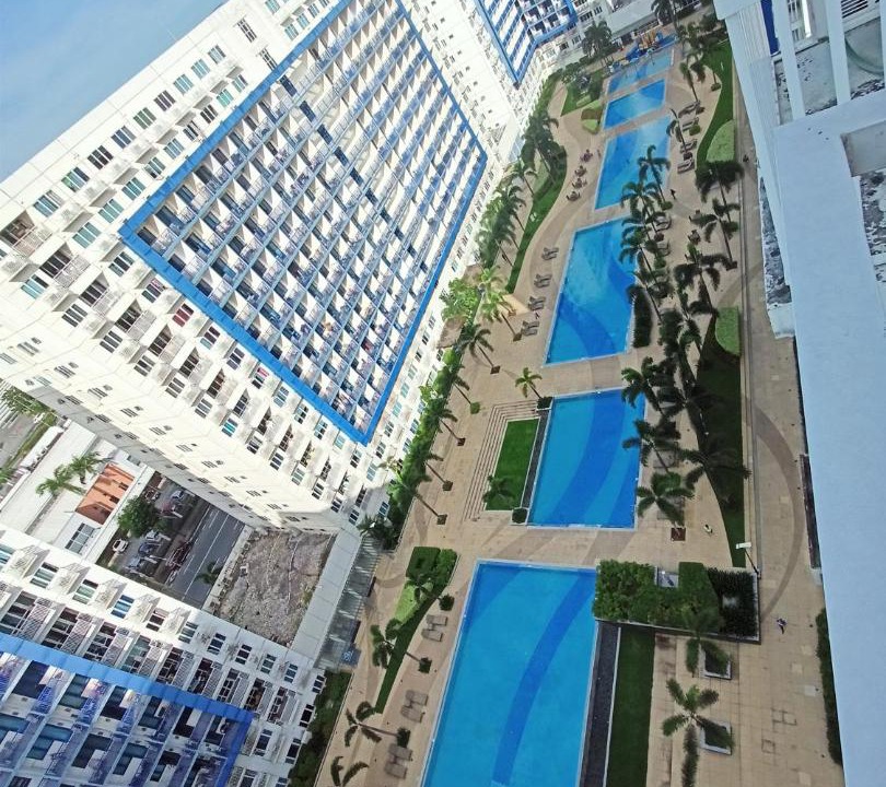 Photo of Buildings in Barangay 76
