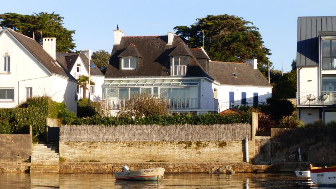 Photo of Buildings in Larmor-Baden