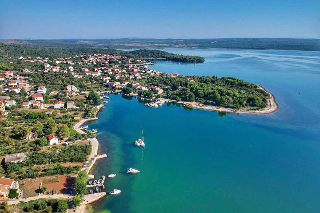 Photo of Outdoor in Raslina