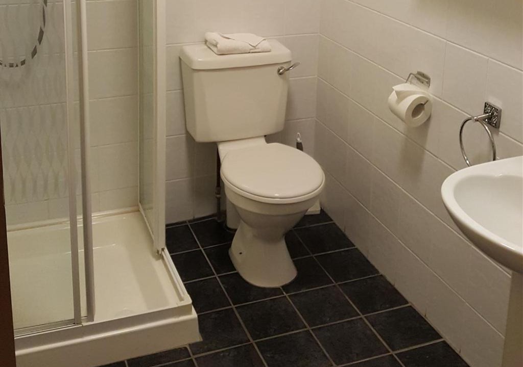 Photo of Bathroom in Glenfarne