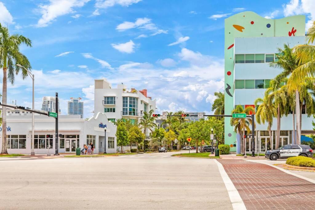 Photo of Buildings in South Pointe