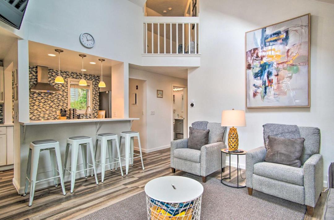 Photo of Livingroom in Mews Village