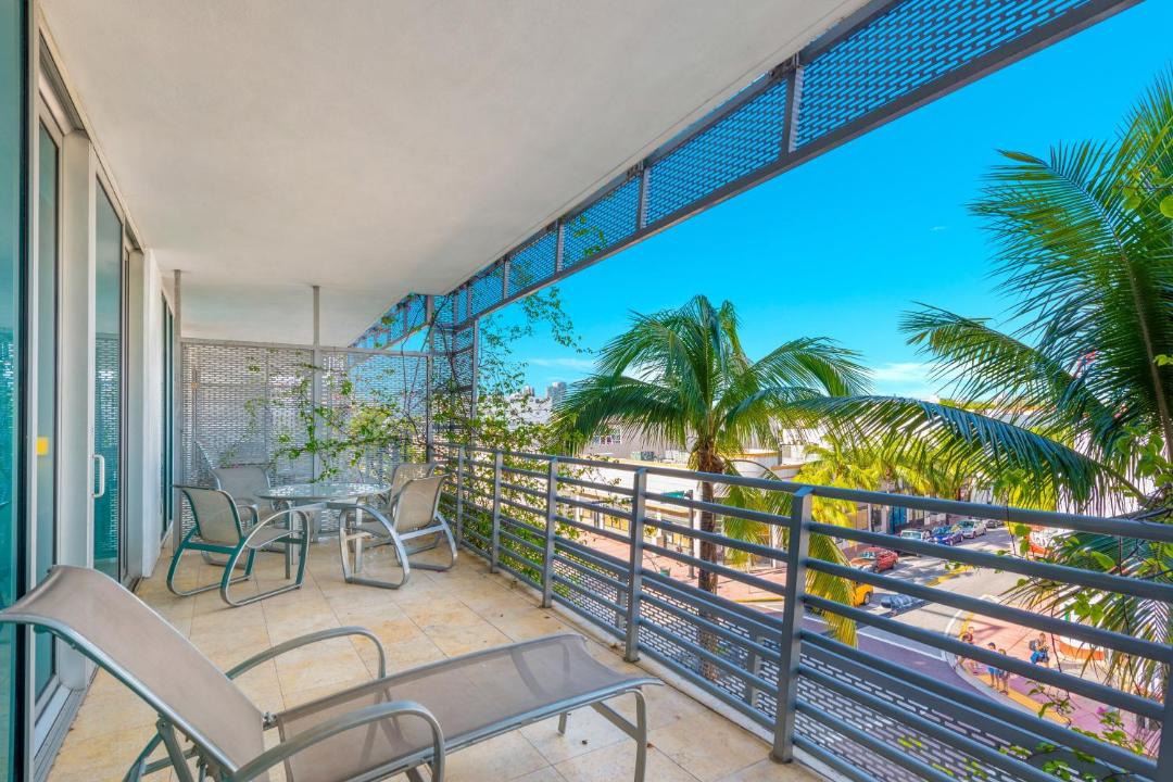 Photo of Patio Balcony in South Beach