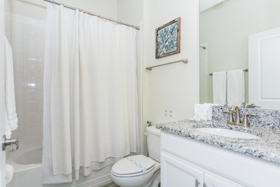 Photo of Bathroom in Davenport