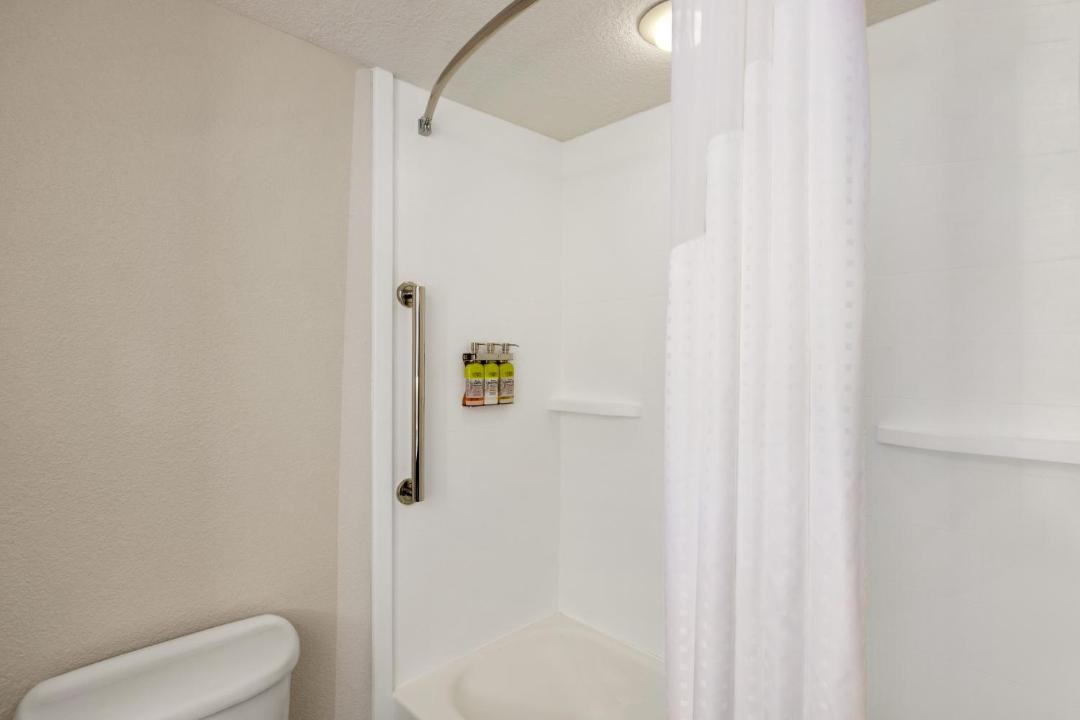 Photo of Bathroom in Pembroke Pines
