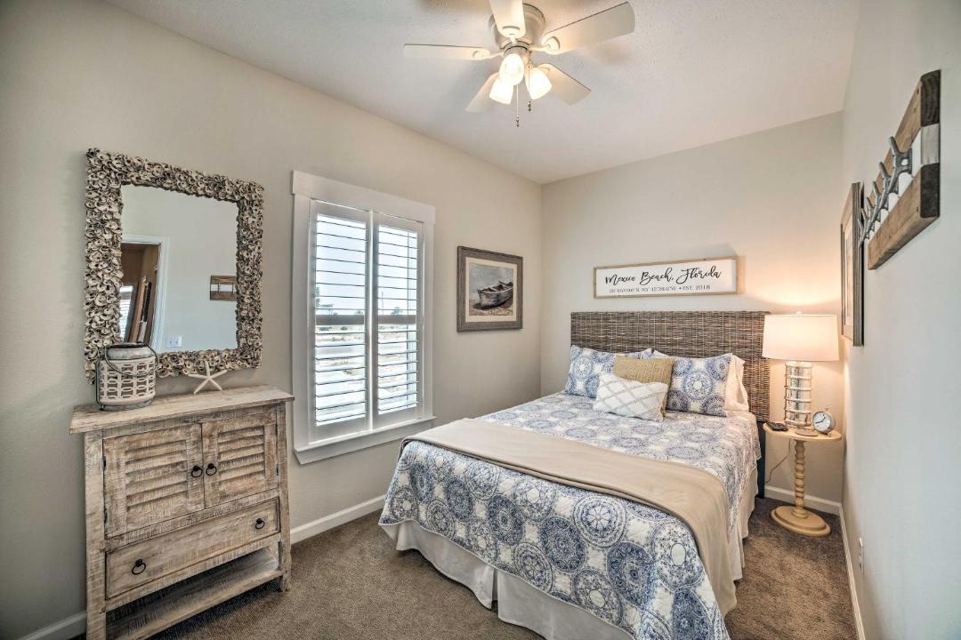 Photo of Bedroom in Mexico Beach