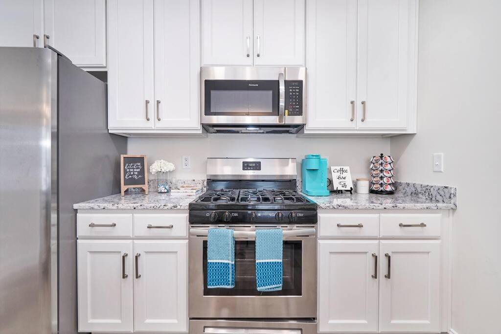 Photo of Kitchen in Buckroe Beach