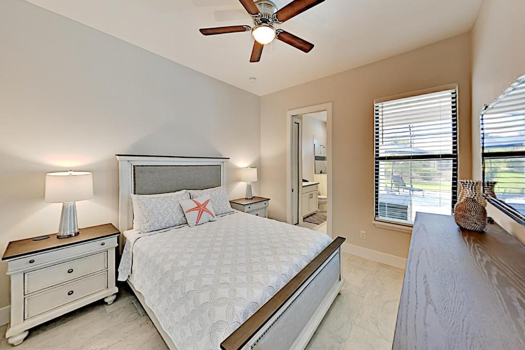 Photo of Bedroom in Pelican
