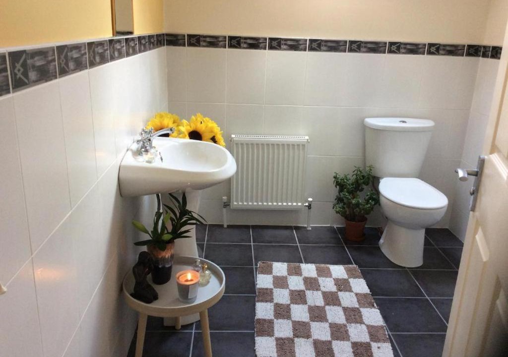 Photo of Bathroom in Ballyfarnon