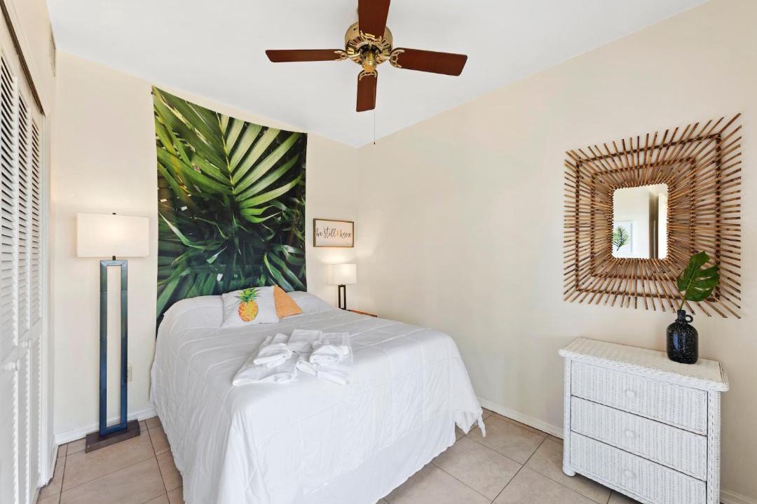 Photo of Bedroom in Mid Island
