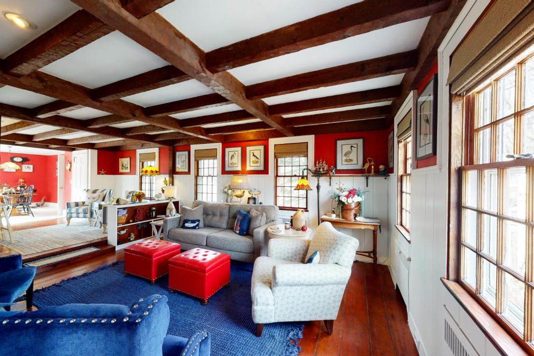 Photo of Livingroom in Hyannis