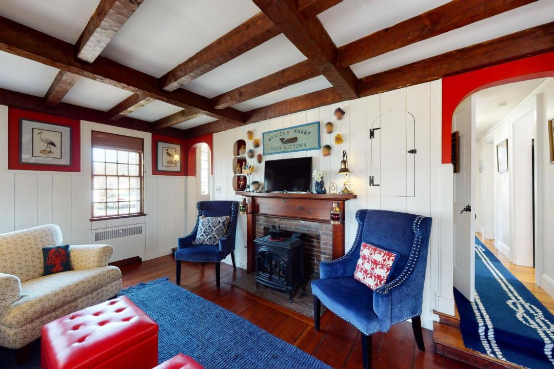 Photo of Livingroom in Hyannis