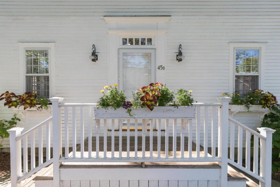 Photo of Others in Nantucket Town