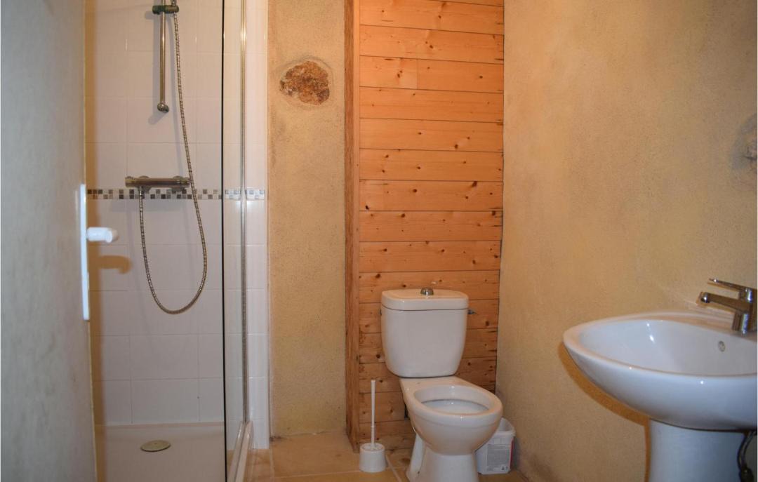 Photo of Bathroom in Gommenec'h