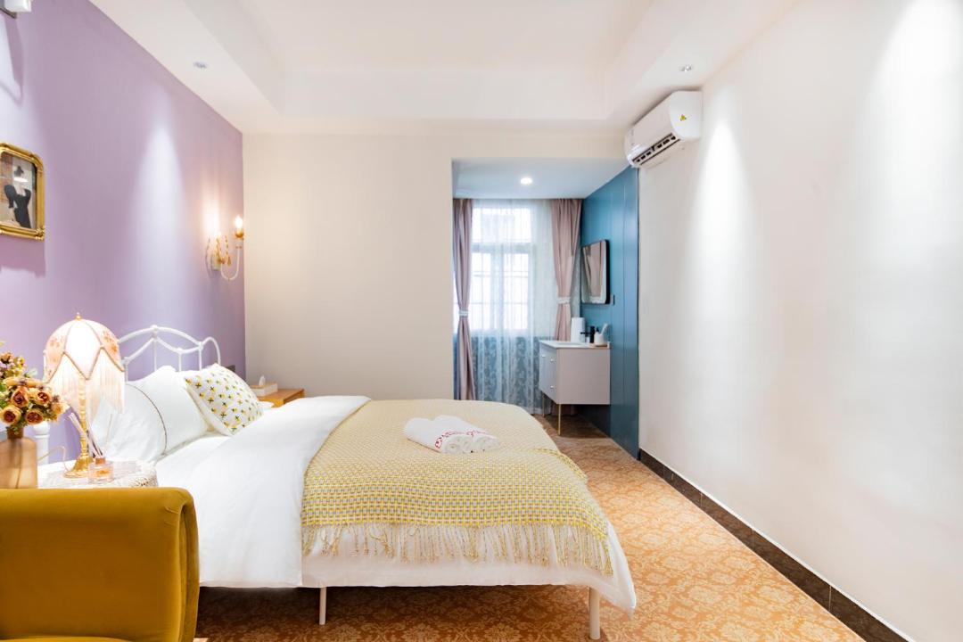 Photo of Bedroom in Yu Hua