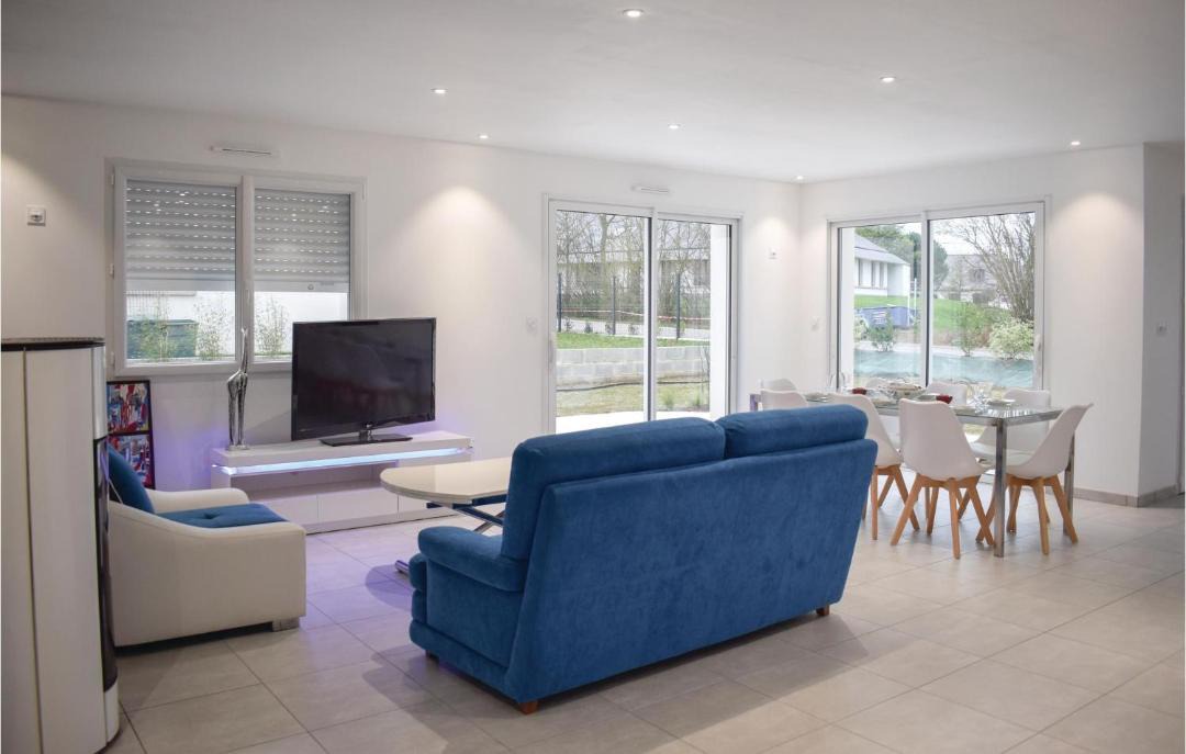 Photo of Livingroom in Matignon