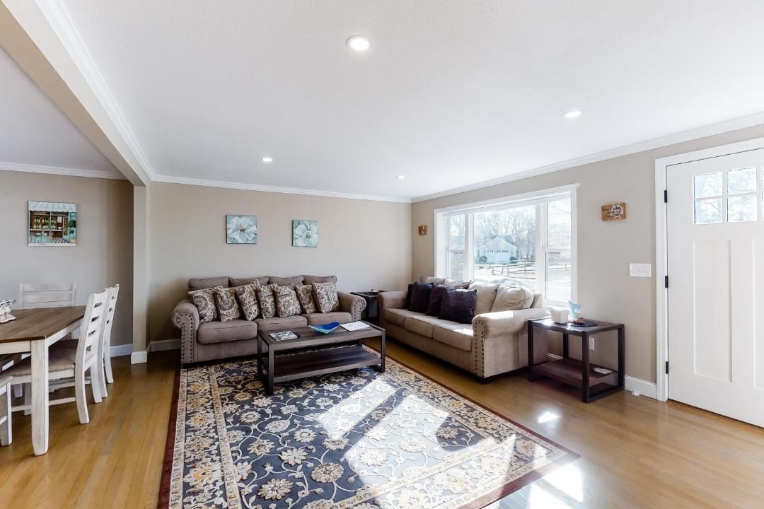 Photo of Livingroom in Hyannis