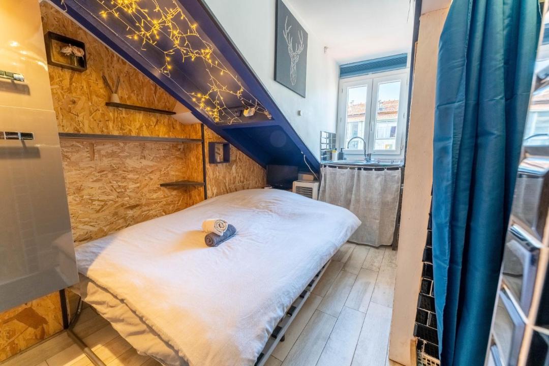 Photo of Bedroom in Nice City Centre