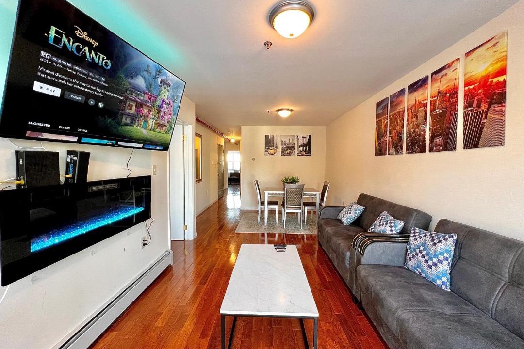 Photo of Livingroom in Queens