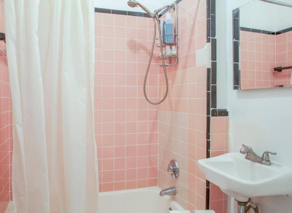 Photo of Bathroom in Theatre District