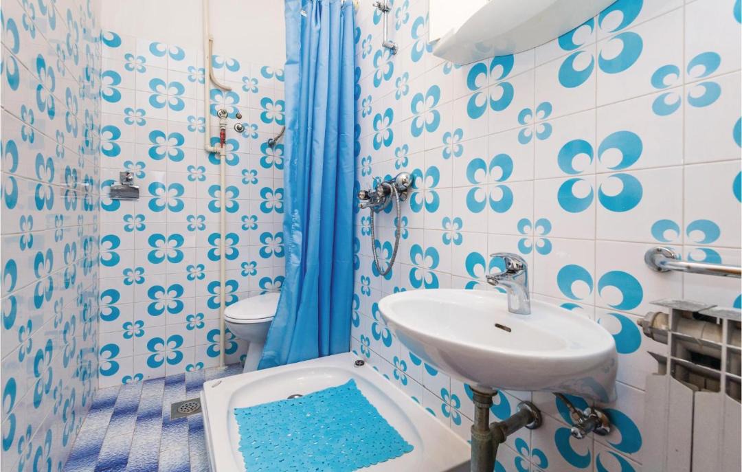 Photo of Bathroom in Rab