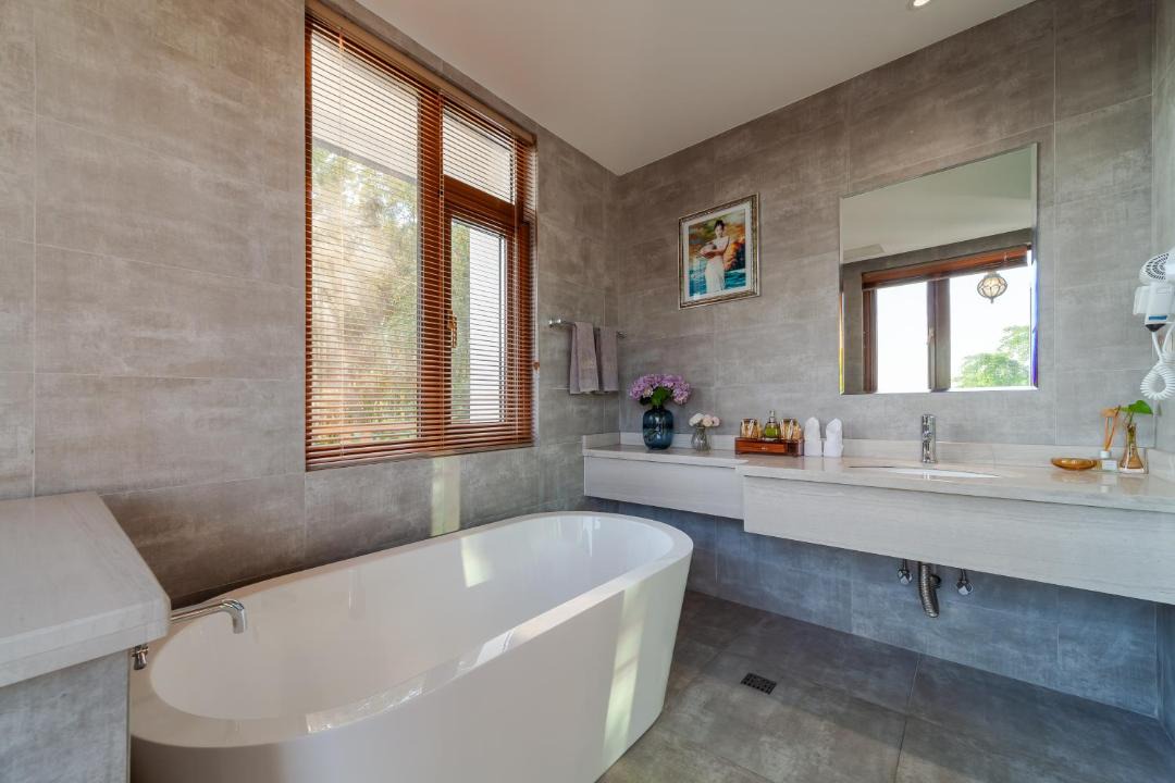 Photo of Bathroom in Wuzhong