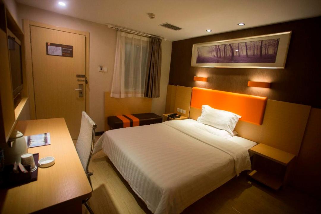 Photo of Bedroom in Huli